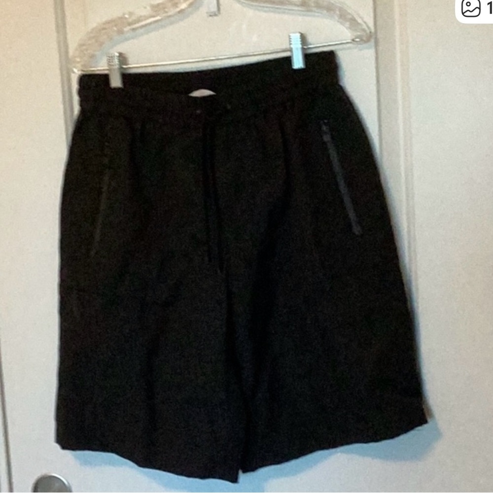 Frame men’s shorts 32 NWOT
